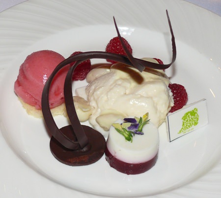 We finished with an amazingly artistic dessert.