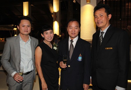 (L to R) Bantawat Kerkpittaya, Patt Srinoi, the Managing Director of Sri Siam Co., Ltd.; Anirut Posakrisna, the owner and chairman of Sri Siam Co. Ltd.; and Suchart Suksawad, Beverage Manager at the Royal Cliff Hotels Group.