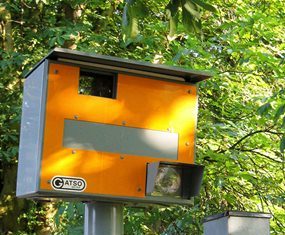 GATSO-jamming equipment (Photograph © Andrew Dunn, 26 June 2005 - http://commons.wikimedia. org/wiki/File:Gatso_Camera.jpg)
