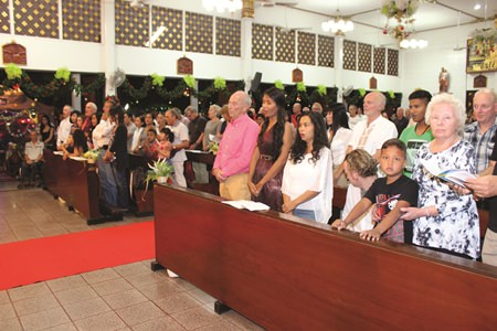 More than 300 faithful celebrated Christmas Eve Mass at St. Nikolaus Church.
