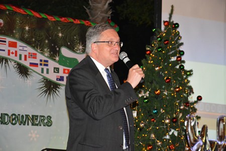 Australian Ambassador H.E. Paul Robilliard greets the guests.