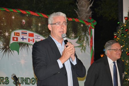 Brendan Daly gives a warm welcome to the guests who attended the last Joint Chambers meeting in 2014.