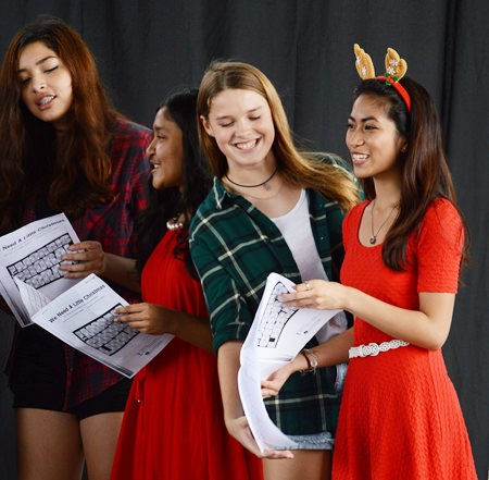 Secondary singers provided a festive feel.