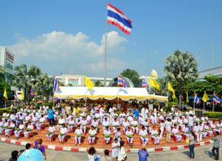 88 men have their hair shaved in preparation of becoming monks in honor of His Majesty the King.