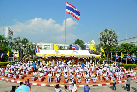 88 men have their hair shaved in preparation of becoming monks in honor of His Majesty the King.