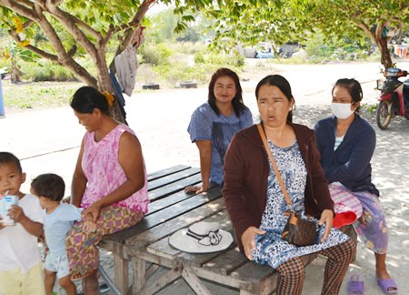 Residents of Lang Nern Community voted 131-30 to evict the Glory Hut Foundation charity, requiring it to relocate within six months.