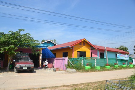 The Glory Hut Foundation’s buildings and facilities, which were constructed with the support of government agencies, private sectors and various organizations, were built in the middle of an unforgiving neighborhood.