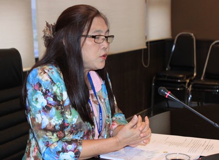 Onwara Korapin, Director of the Office of Tourism Promotion of Pattaya presided over a preparatory meeting for the Pattaya Colour Run 2015. 