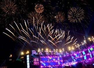 2015 exploded across Pattaya with the crash of 1,000 fireworks at the finale of the Pattaya Countdown. Mayor Itthiphol Kunplome ticked off the last minutes of 2014 with 50,000 people at Bali Hai Pier, capping a week-long festival.