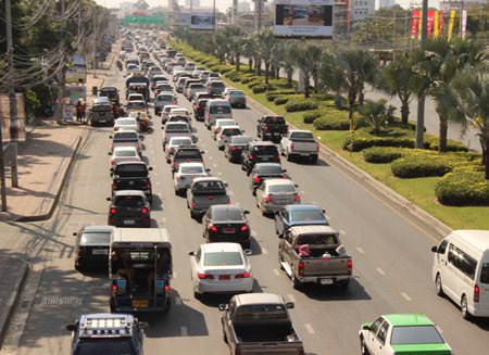 Sukhumvit Highway in Pattaya is often at a standstill as holidaymakers return home after the holiday.