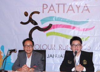 Rotary Club of Jomtien-Pattaya President Vutikorn Kamolchote (left) and Pattaya City Council member Rattanachai Suthidechanai (right) announce the much-anticipated Pattaya Color Run will take place on Big Buddha Hill this Sunday.