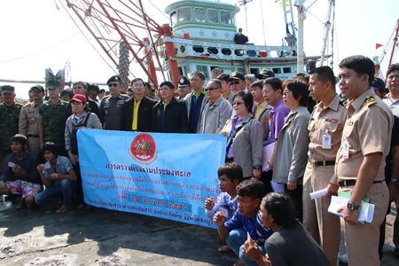 More than 20 government and private-sector organizations inspected the fishing fleets of Sattahip’s Samae San Sub-district and found no sign of human trafficking.