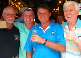 Woody nails it Dave Ferris, Mark Tilden, Mark Wood and Alfie Butler.