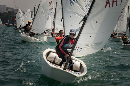All action at the Optimist start line.