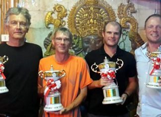 Champions Jon Batty & Chris Smith (centre) flanked by runners-up Rick Schramm and Mark Lang.