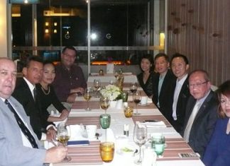 (L to R): Bert Elson, British Honorary Consul; Rudolf Hofer, Honorary Consul General of Germany & Austria; Sriwanna Jitprasert, Honorary Vice Consul of Germany & Austria; Victor Kriventsov, Deputy Honorary Consul of Russia; Boonyarat Wattanawong, Consular Officer, Singapore Embassy in Bangkok; Gabriel Liow, Counsellor (Administrative & Consular), Singapore Embassy in Bangkok; Kenneth Kwa; Chatchawal Supachayanont, Honorary Consul of Sweden and Vanjie Lauzon, Consul Officer, Swedish Consulate in Pattaya.