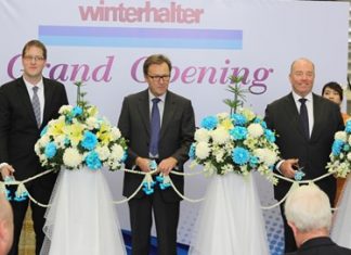 Tobias Wimmer, Managing Director Winterhalter Asia, Juergen Winterhalter, Owner and Managing Director Winterhalter, and German Ambassador Rolf Peter Gottfried Schulze cut the ribbon at the grand opening of Winterhalter Asia in Rayong.