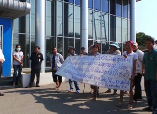 Plutaluang residents demand Sattahip Water Supply resolve long standing water-shortage problem