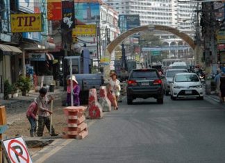 Expect traffic buildup this month as city workers resurface Jomtien Beach Road.