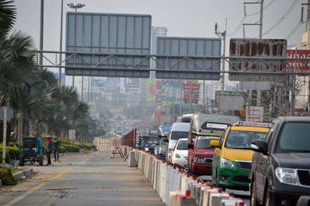 Traffic is beginning to build up on Sukhumvit, especially during rush hours, during construction of the underground tunnel.