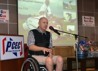 Jens Maspfuhl tells his PCEC audience that having a positive attitude was key to his success in playing golf again after his tragic accident. He described how he also established a foundation in Germany to raise money for victims of the tsunami that hit Thailand and to help disabled people in Thailand.