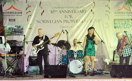 The smooth sounds of the Hua Hin Cat Band were a highlight of the night.