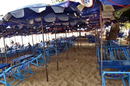 Some vendors are complaining that this is the worst year for tourism ever.