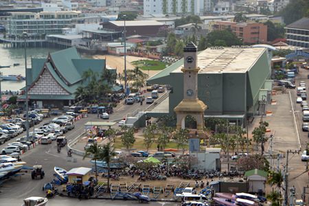 Thailand’s first robotic parking garage is ready to begin operation at Bali Hai Pier.