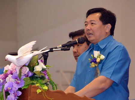 Chonburi PAO President Wittaya Kunplome presides over the “Together Caring For Citizens” project at the Eastern National Indoor Stadium.