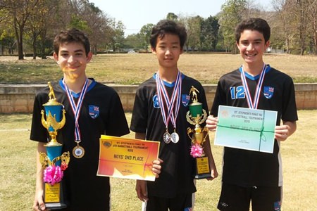 The St. Andrews U13s basketball team finished 2nd & football team 3rd.