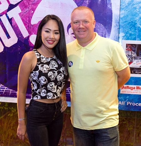 Pattaya Soul Club co-founder Earl Brown (right) poses with Care from Papaya Mush TV.