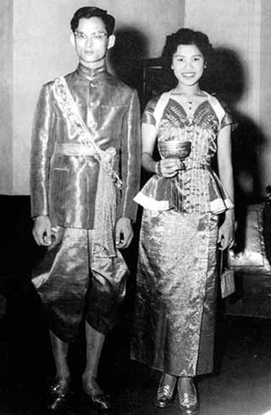 The Royal Couple were married at the Sra Pathum Palace in Bangkok on April 28, 1950. (Photo courtesy of the Bureau of the Royal Household)