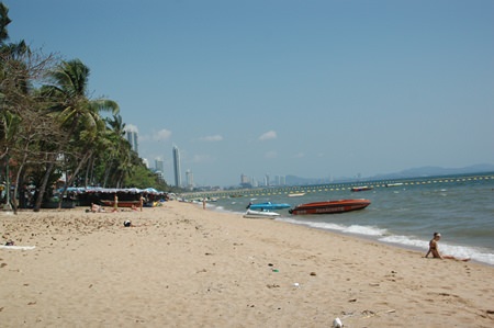 Officials are turning their attention to erosion at Jomtien Beach.