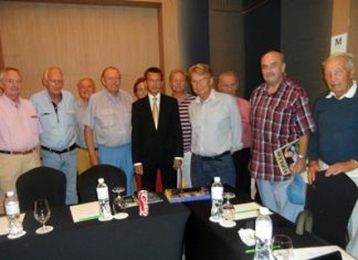 Group picture of the participating Rotarians with Austria’s honorary consul general Rudolf Hofer in the middle (in suit).