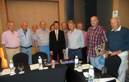 Group picture of the participating Rotarians with Austria’s honorary consul general Rudolf Hofer in the middle (in suit).