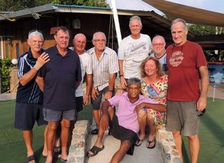 Friday winners and friends: (from left) Rick Forrest, B2, Steve Mann, Stefan Hoge, Asif and Suzi (sat down), Anton Rowbottam, Chris Playforth and Roger Shankland.