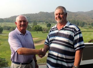 Overall winner Tony Berghagen (right) shakes hands with runner-up Ray Dell.