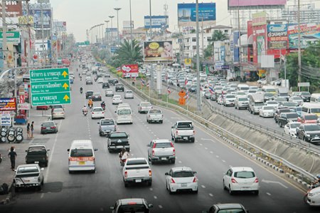 Locals and long-time visitors reported the worst traffic they’d seen in at least a decade as cars, buses and minivans went bumper to bumper on Sukhumvit Road May 1 and 2
