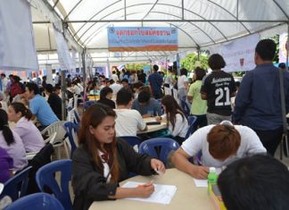 3,000 positions on offer at Pattaya job fair Job hunters fill out applications and prepare for interviews with prospective employers during the recent job fair at Pattaya City Hall.