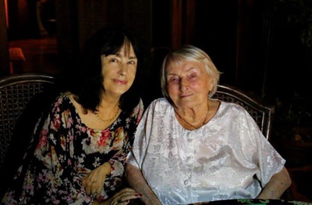 Herta and her daughter Christel Pilz.