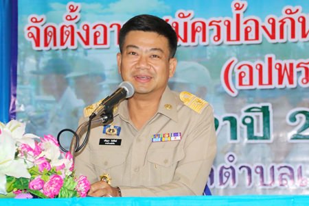 Deputy Mayor Supachai Nimanong said local governments must train people to help in times of emergencies.