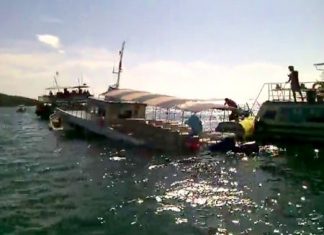 Koh Larn ferry sinks, 82 passengers rescued Eighty-two people were pulled from the Petchara 7 when the ferry sank on its way back to Pattaya on Sunday May 31.