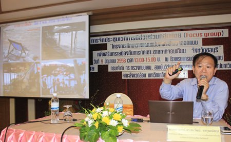 Professor Thanawat Jarupong outlines the 5 option to redevelop Jomtien Beach.