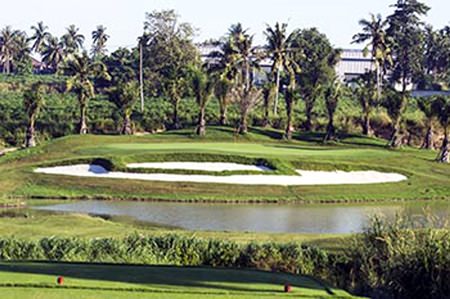 Parichat Golf Course.