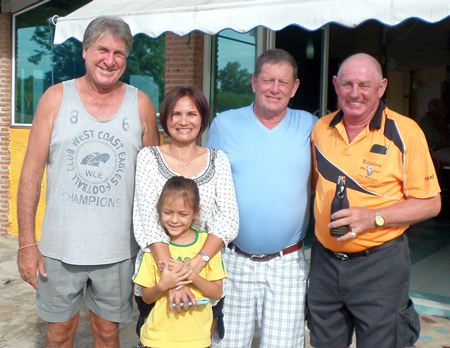 Capt Bob (right) poses with Friday’s top three: Rosco Langoulant, Thip (with daughter) and Bobby Driggs.