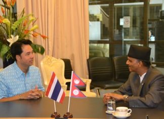 Nepal’s Ambassador to Thailand, HE K.N. Adhikari (right) meets with Mayor Itthiphol Kunplome to thank Pattaya’s administration for raising funds to aid victims of the devastating 7.8-magnitude earthquake the country suffered on April 25.