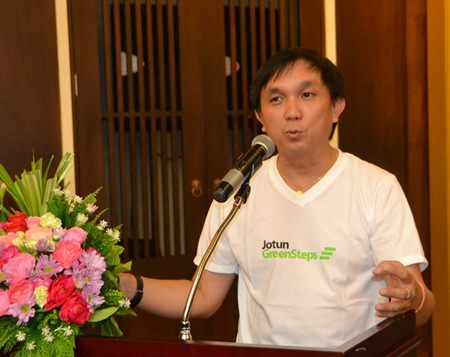 Jotun Regional General Manager Prasit Jaemprasertkul introduces the Jotashield AntiFade Colours line of paints.