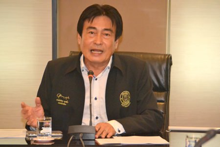 Deputy Mayor Ronakit Ekasingh said he sympathizes with people complaining, but said it’s not currently possible to ban buses from Beach Road.