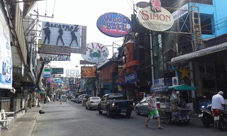 Pattaya-area officials agreed to take stern action against entertainment venues violating new dictates from the National Council for Peace and Order.