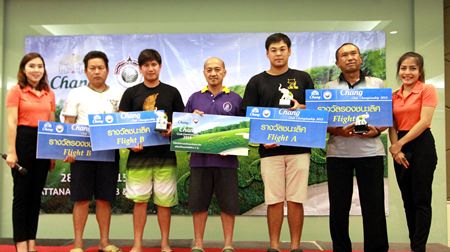 Flight winners and runners-up pose for a photo at the Chang Club Championship 2015 held at Pattana Golf Club & Resort on July 28.